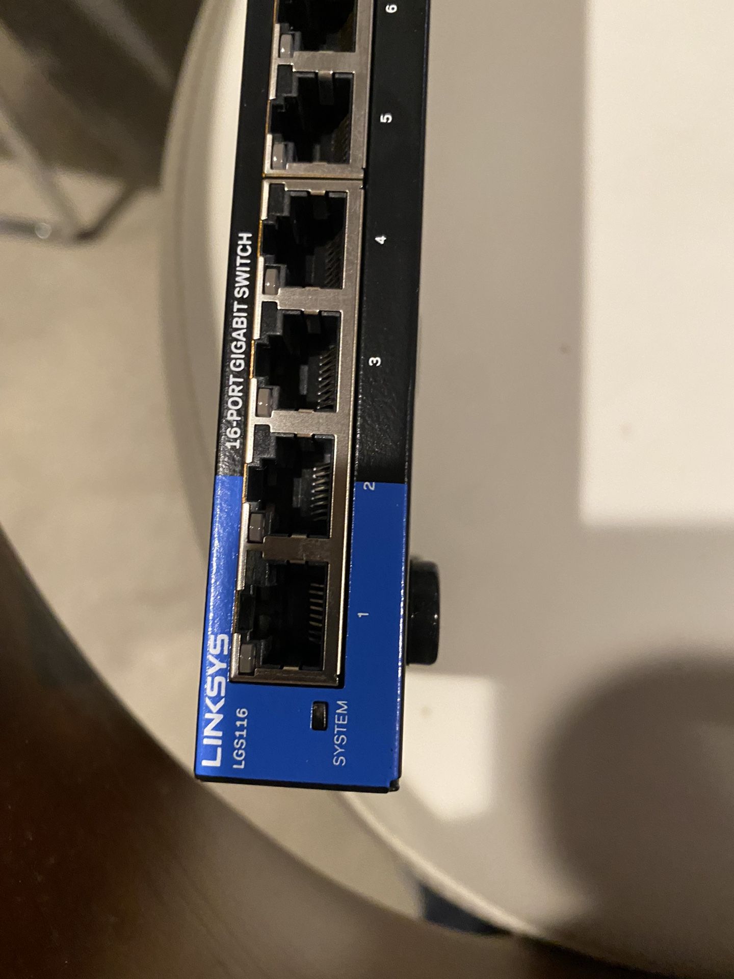 Linksys 16 port gigabit switch