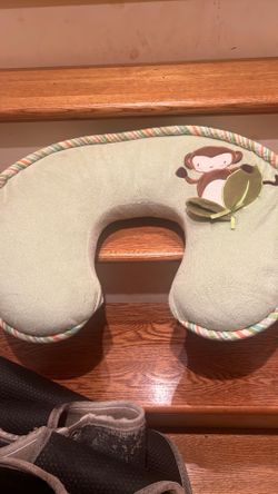 Boppy nursing pillow and positioner