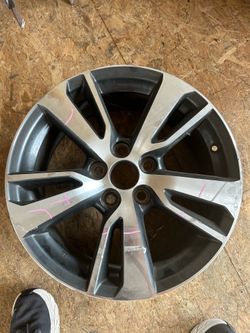 2018 Toyota Rav wheel