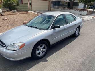 2004 Ford Taurus