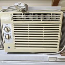 GE 115 Small Window Air Conditioner
