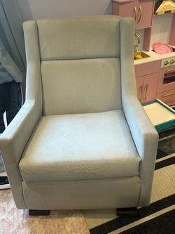 Nursing chair