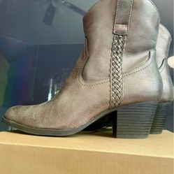 Frye & Co low cut boots