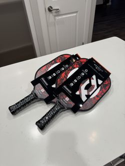 *NEW* Two Onix Pickleball Paddles