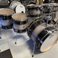 Gretsch Catalina Maple 7pc Black Stardust Silver Duco