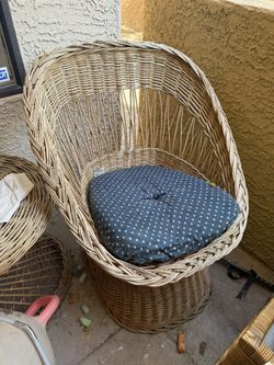 Bamboo / Straw Patio Set 
