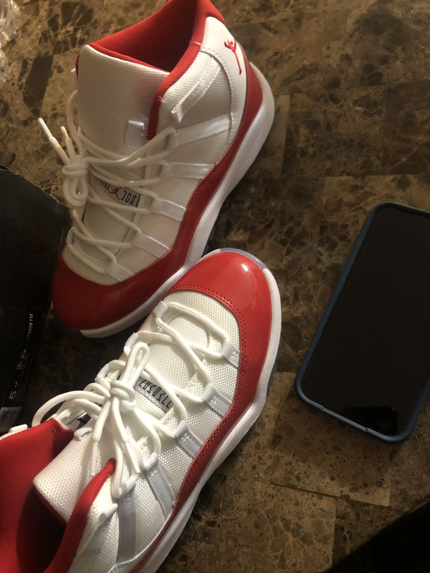 Jordan Cherry red 11 5y NEW