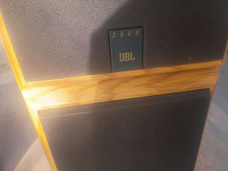 Jbl 2500 book shelf speakers