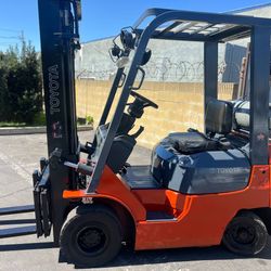 TOYOTA forklifts For Sale 