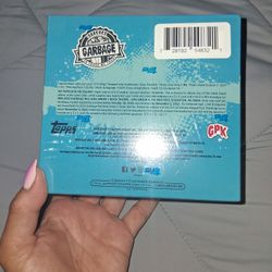Garbage pale kids book warm.Sticker cards "MAGA BOX