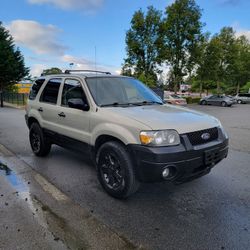 2005 Ford Escape