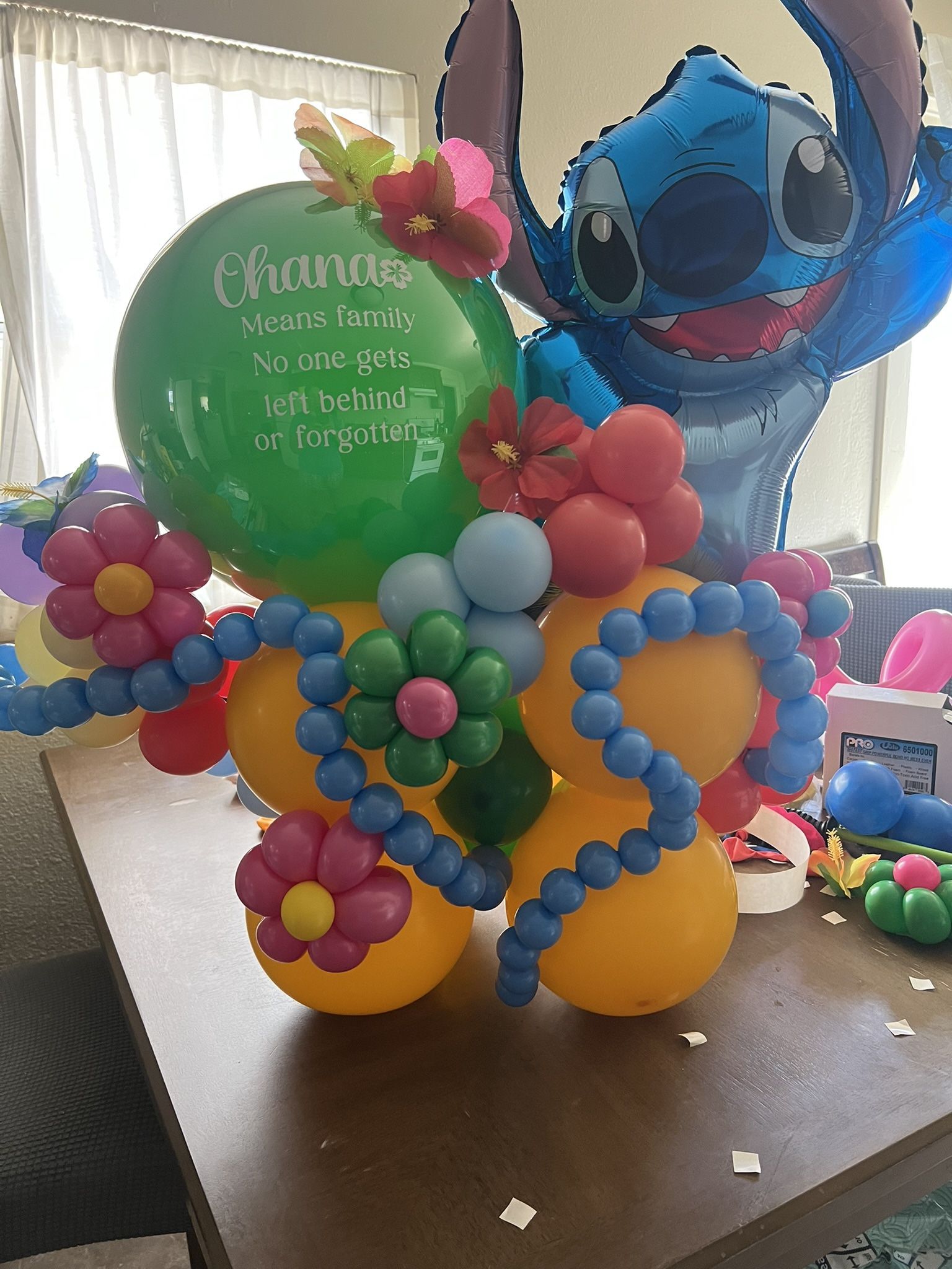 Stitch Balloon Gift Set – Local Pickup