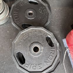 (2) Pairs of Urethane Coated Iron Grip 45 lbs Olympic Weight Plates