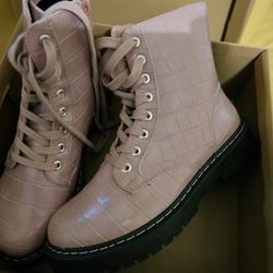 Berry Croco Boots Size 8