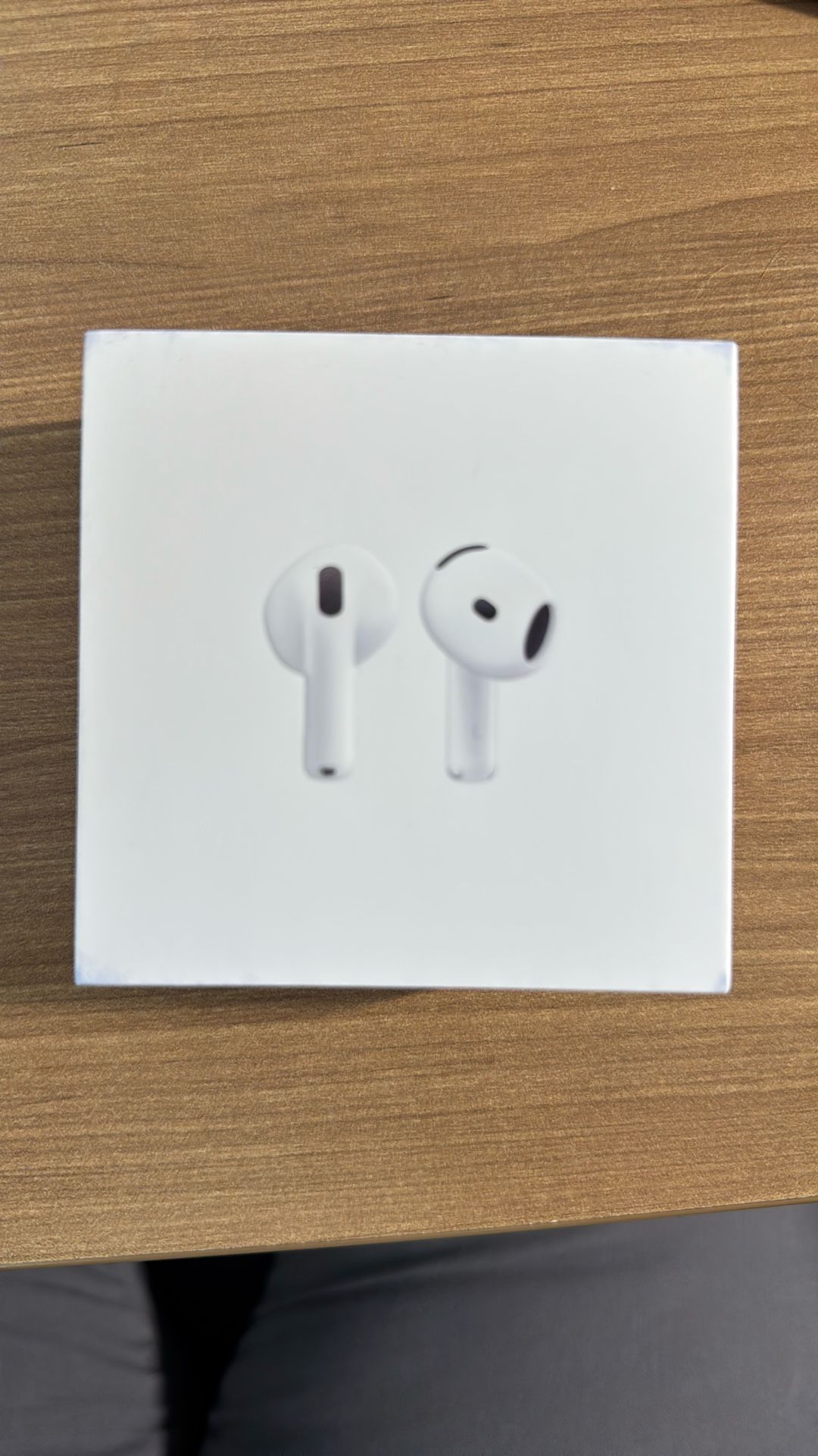 AirPods 4 New In box