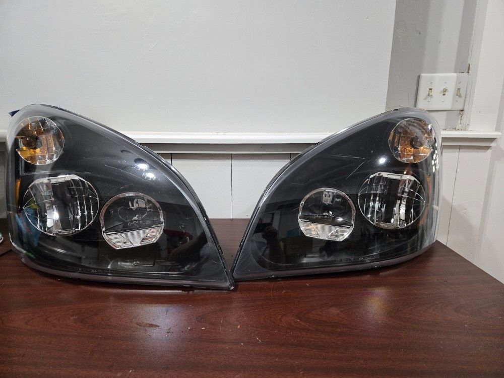 08 - 18 Freightliner Cascadia Trucklite Headlights