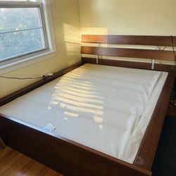 Wooden Bed Frame with Mattress – Complete Queen Set