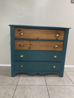 4 Drawer Dresser
