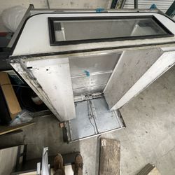 Utility Camper Shell. 