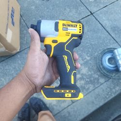 Dewalt 