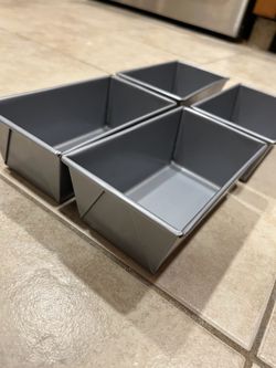 4 mini loaf pans