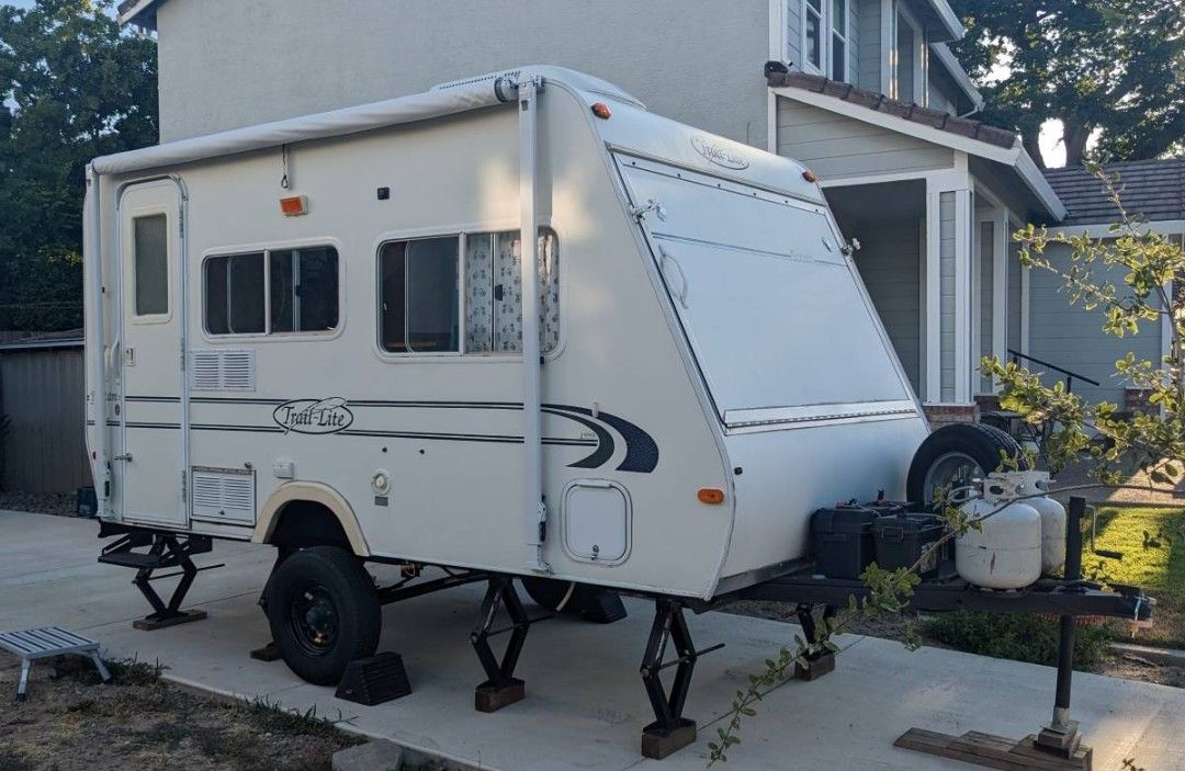 1999 Bantam Trail Lite R-Vision Series B17