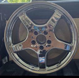 (4) 18" inch Mercedes Wheels  $3,000.00