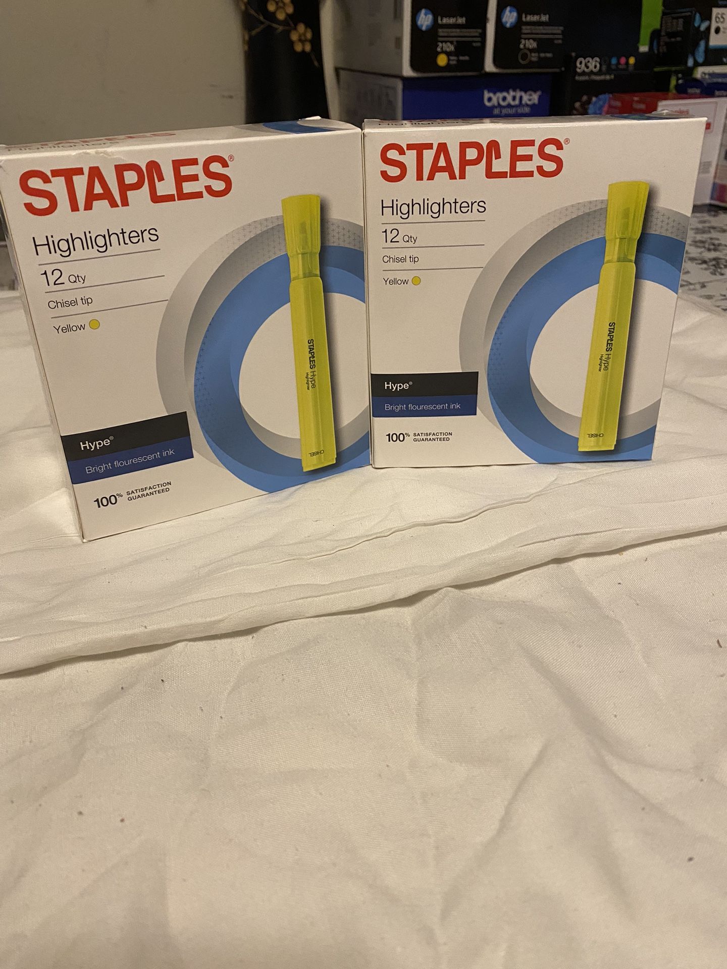Staples Highlighters 
