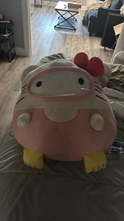 jumbo hello kitty