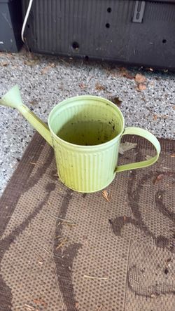 Gardening bucket