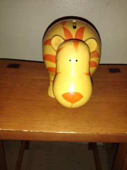 Porcelain kids Piggy Bank / Tiger