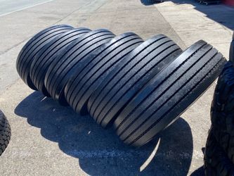 Trailer tires 245/70/19.5” sumitomo