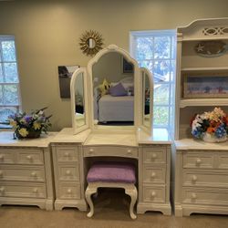 Lexington 3 Pieces Bedroom Set