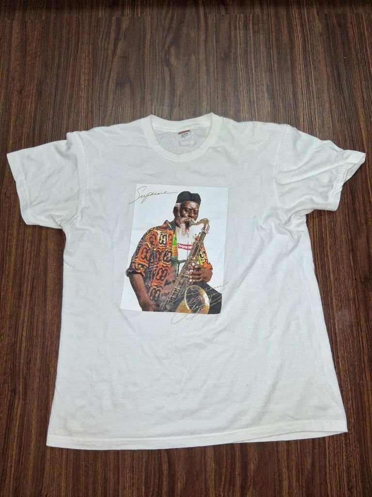 Supreme Tee