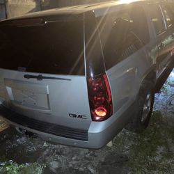 Parting Out 2011 GMC Yukon XL 07 To 14 Suv Suburban Tahoe Denali OEM Parts 