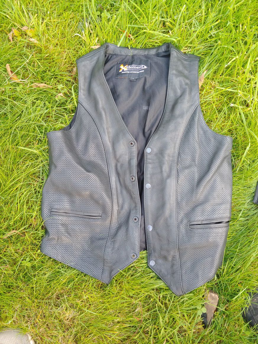X Element leather vest
