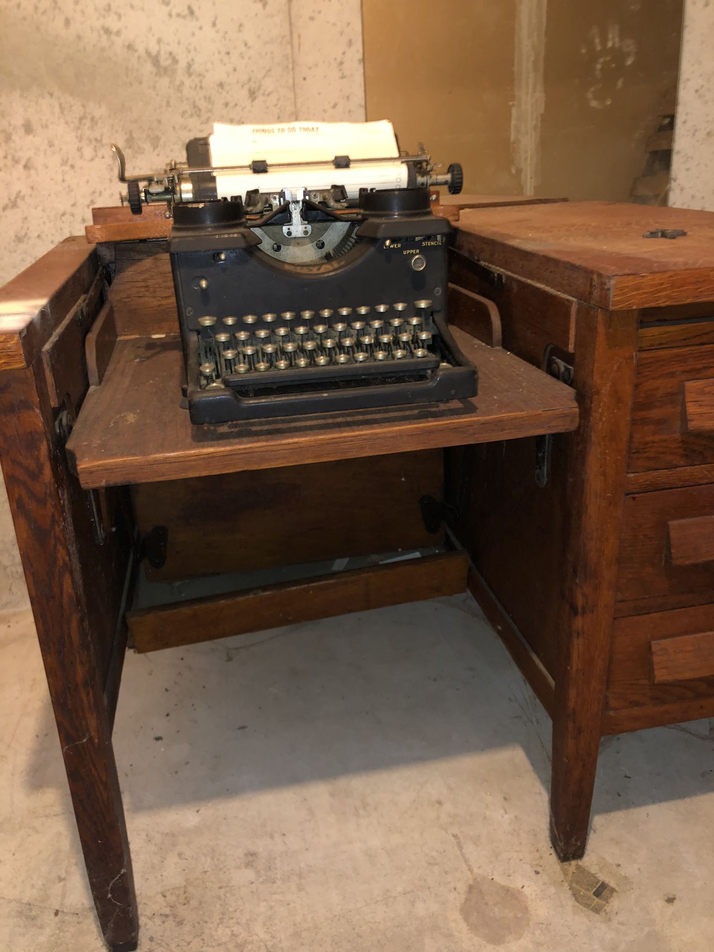 Vintage Royal Type Writer with Desk