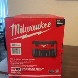Milwaukee Vacuum