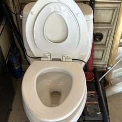 Kholer One Piece Toilet