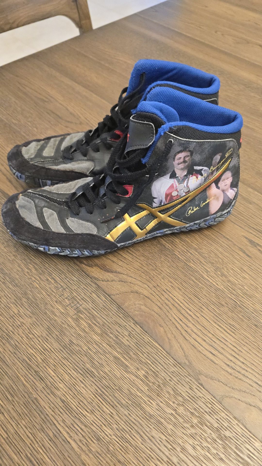 Asics Aggressor Legends wrestling shoe