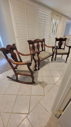 American Antique 3 Piece Setee Set