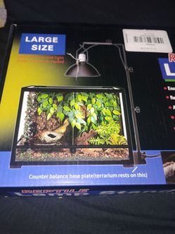 Reptile lamp stand