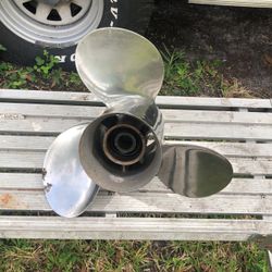 Michigan 19 Pitch Stainless Prop