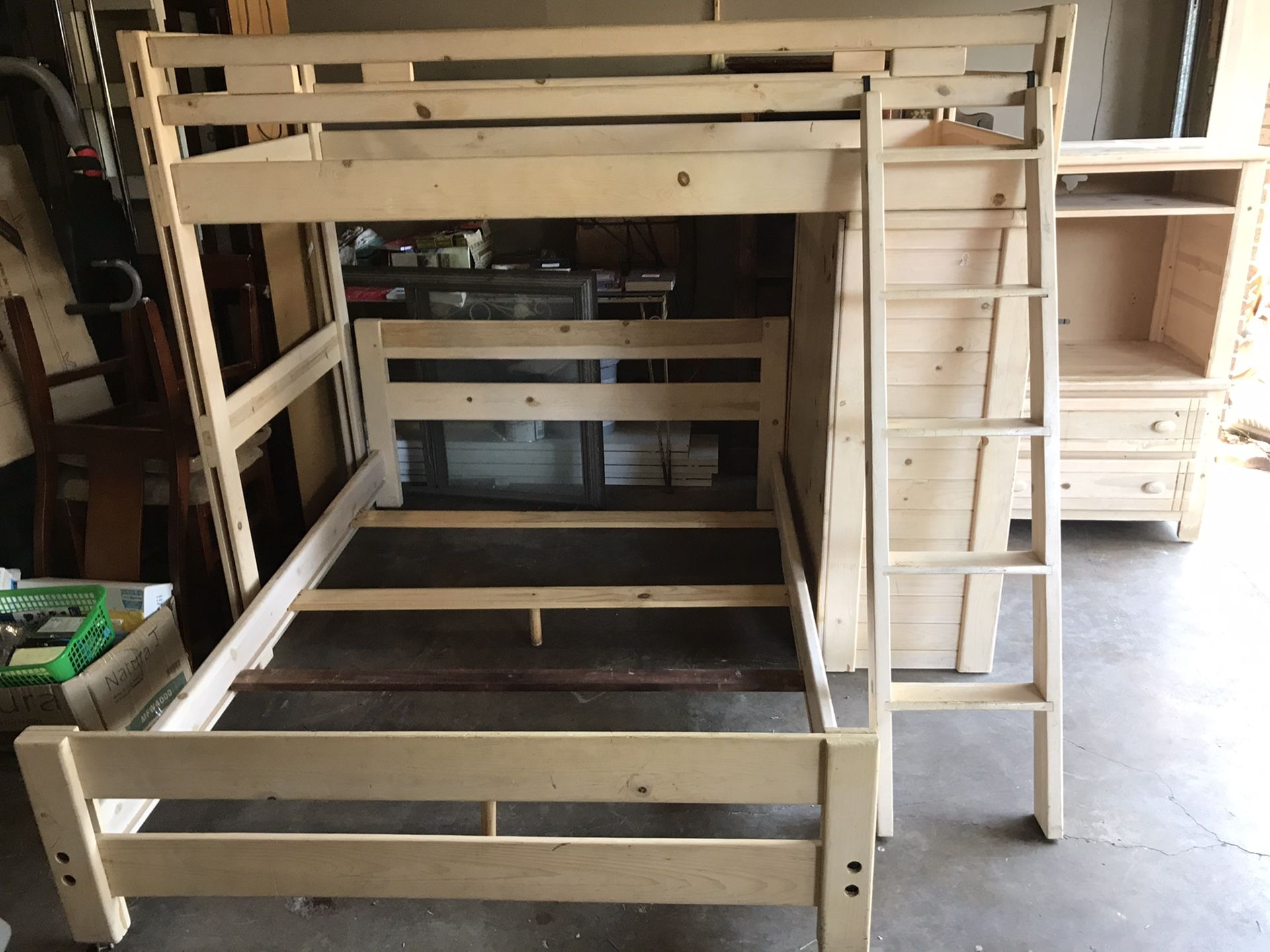 Full and twin size bunk bed