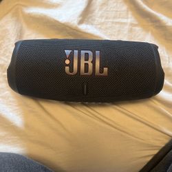 JBL Charge-5 Speaker