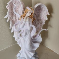 Angel Statue 