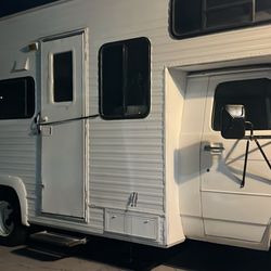 Chevrolet RV