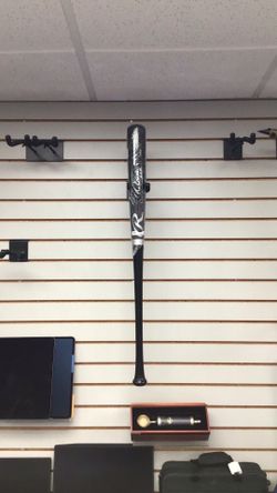 Paul Molitor Milwaukee Brewers signed bat Authenticated by Fanatics