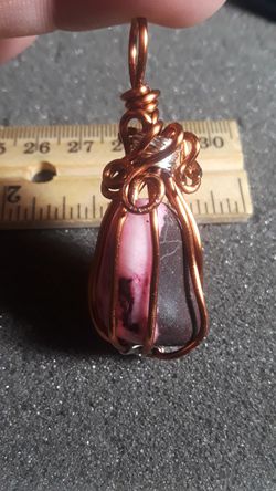 Agate wire wrapped pendant