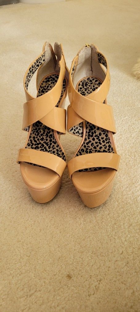 Beige Jessica Simpson Wedges